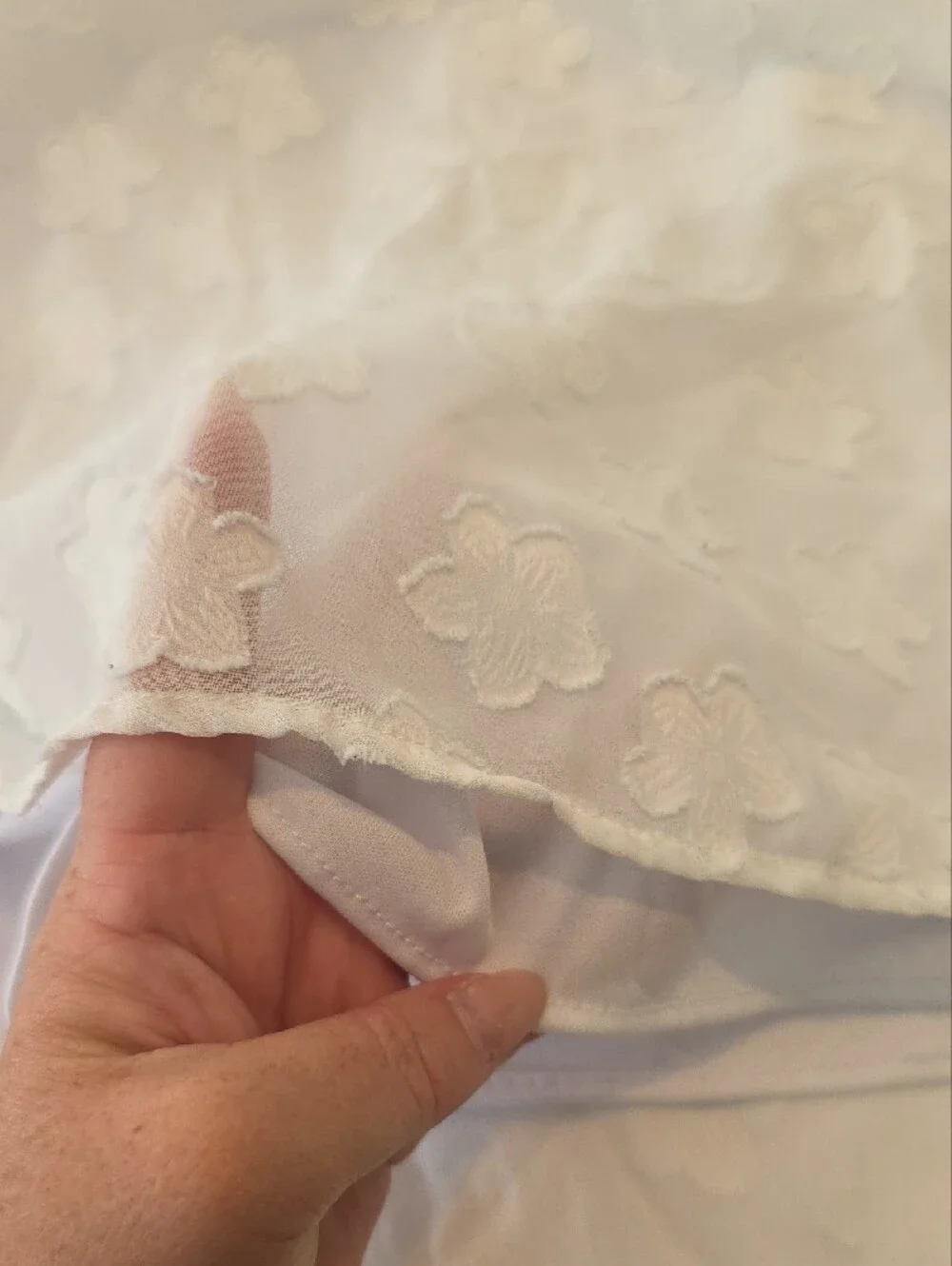 Show Me Your MuMu beautiful white
